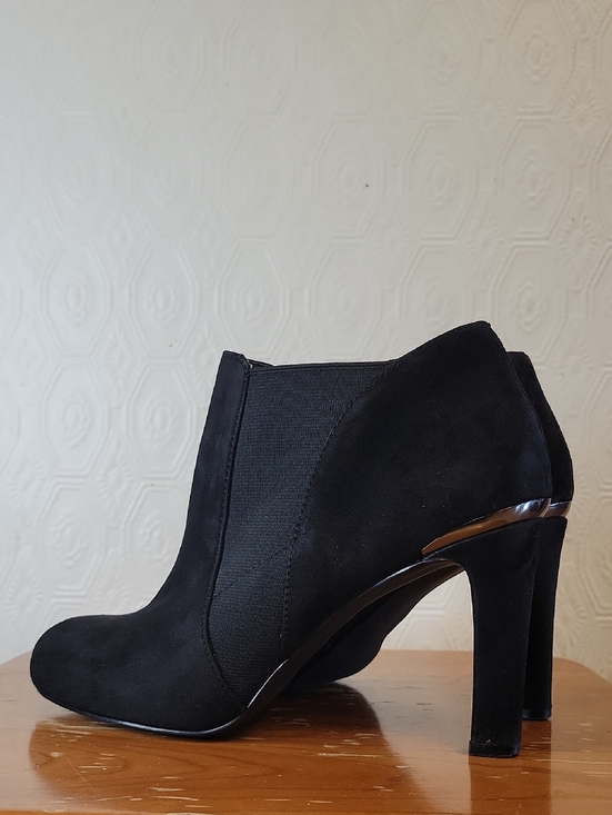 Tahari Shoes - Tahari Black Suede Ankle Bootie‎ - US 8 — Silver Cutout Heel - Sleek Dress Boot